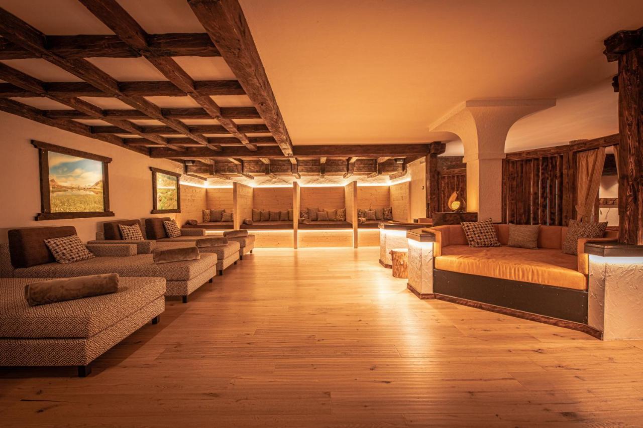 Hotel Gissbach Brunico Exterior photo